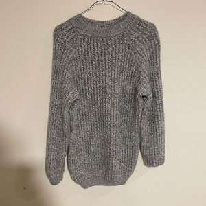 Grey / gray sweater very soft (hand made in Sri Lanka)